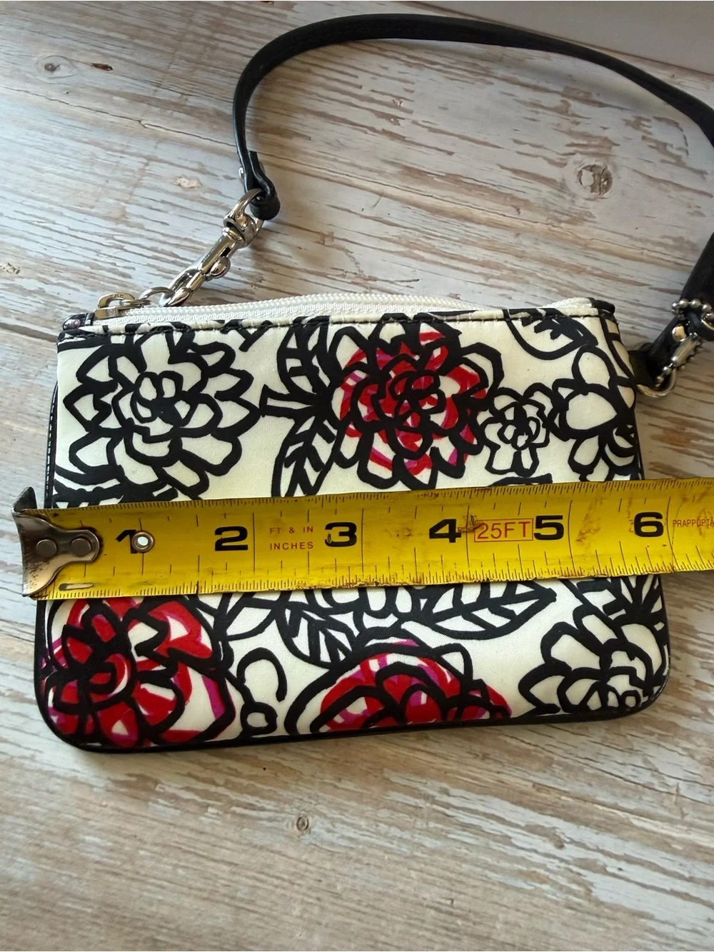 Coach wristlet white